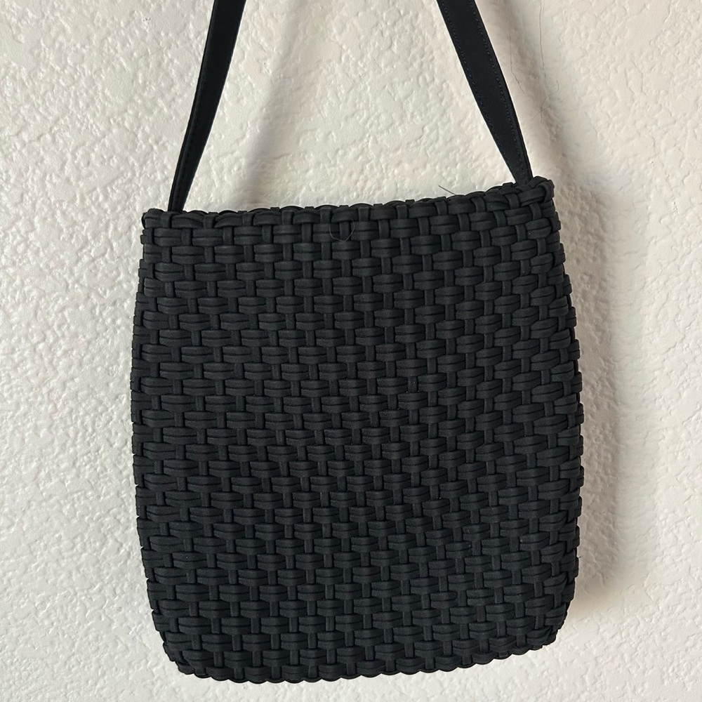 Hillary and Hanson 90s Vintage Elegant Crossbody Black Woven Shoulder Bag